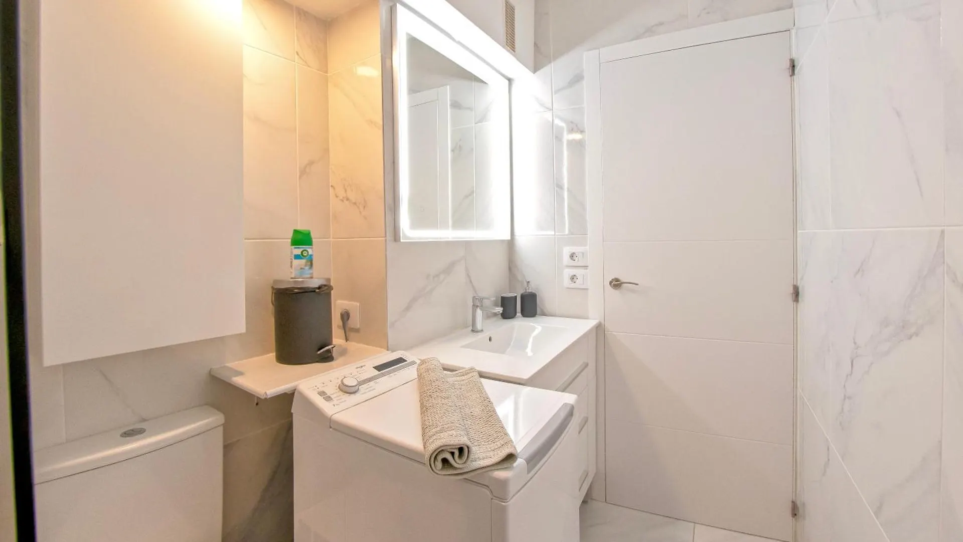 شقة Colourful Bright Centred Aparment With Ocean View 911, Ponderosa Playa Feñabe إسبانيا